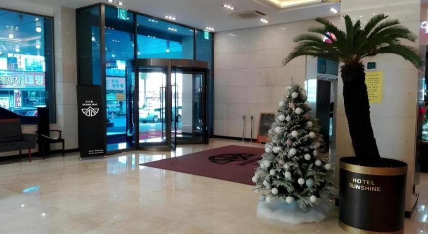 Hotel Sunshine Ντέτζον Εξωτερικό φωτογραφία